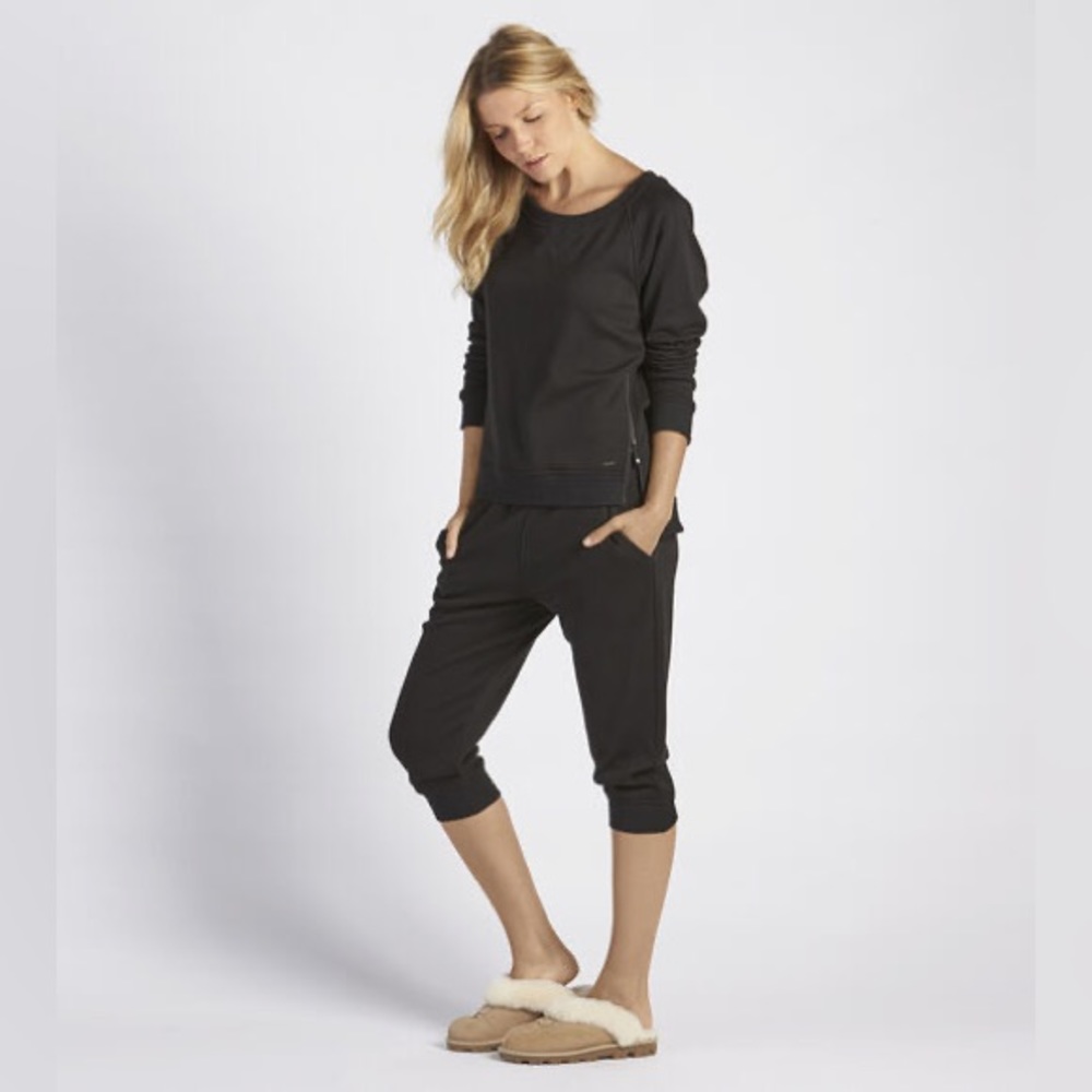 Ugg Morgan Black Zip Up Sweatshirt Size L